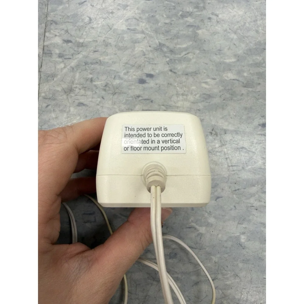 RadioShack AC Adapter Power Supply Answering Machine 120VAC 60Hz 15W